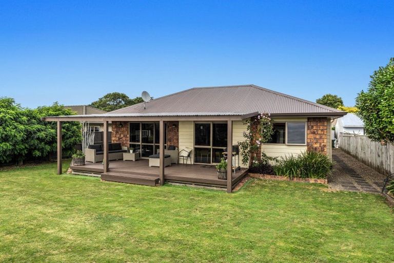 Photo of property in 23 Edgewater Grove, Whakatane, 3120