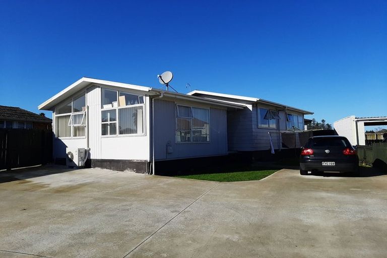 Photo of property in 59 Calthorp Close, Favona, Auckland, 2024