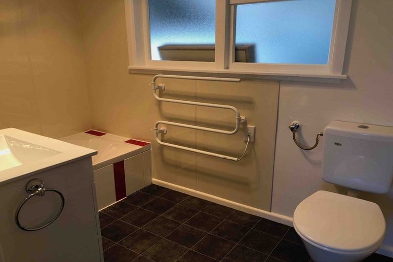 Photo of property in 42 Murphy Road, Taradale, Napier, 4112