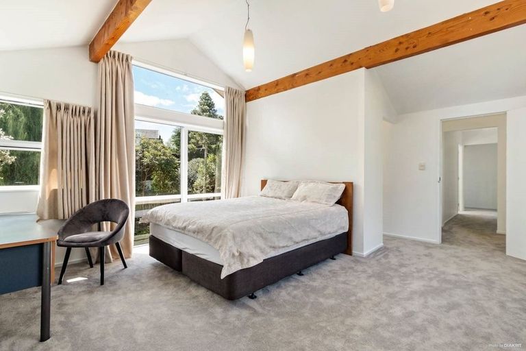 Photo of property in 6 Te Anau Place, Pakuranga Heights, Auckland, 2010