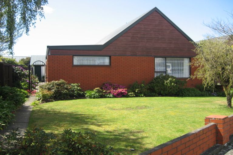 Photo of property in 2/81 Veitches Road, Casebrook, Christchurch, 8051