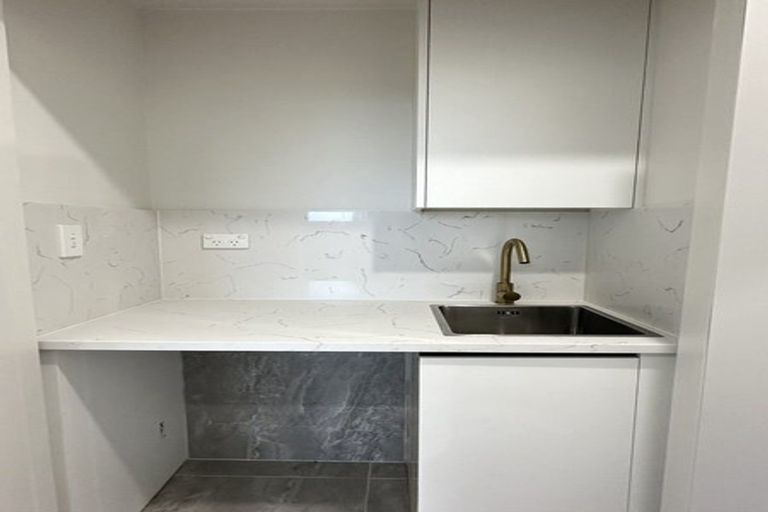 Photo of property in 1 Puhikawa Street, Massey, 0614