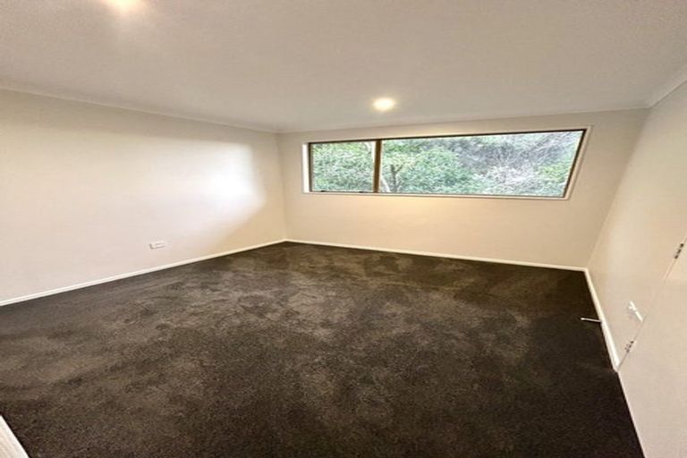 Photo of property in 39 Oak Avenue, Paremata, Porirua, 5024