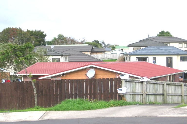 Photo of property in 17 Muriel Place, Ranui, Auckland, 0612