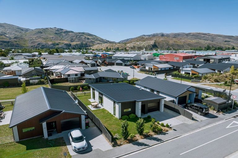 Photo of property in 3 Dawkins Street, Cromwell, 9310