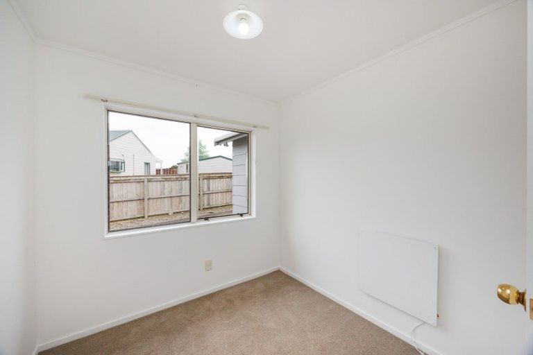 Photo of property in 101 Hillcrest Drive, Kelvin Grove, Palmerston North, 4414