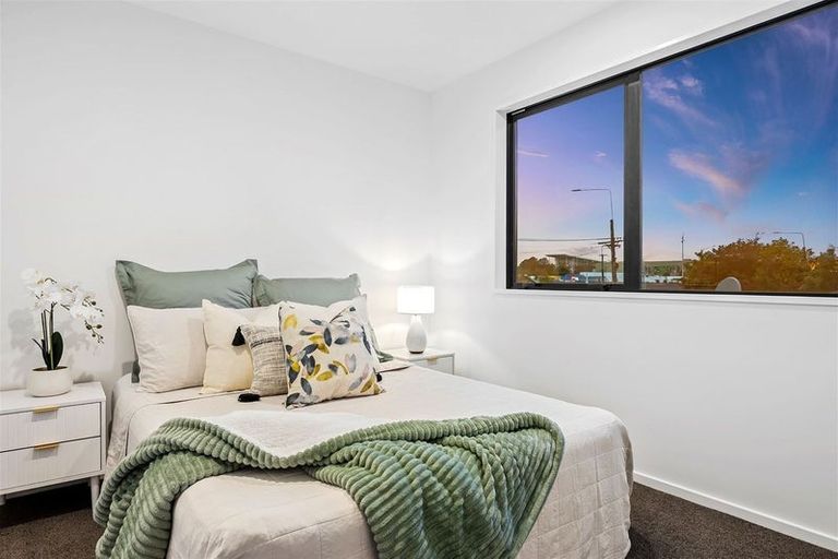 Photo of property in 198a Linwood Avenue, Linwood, Christchurch, 8011