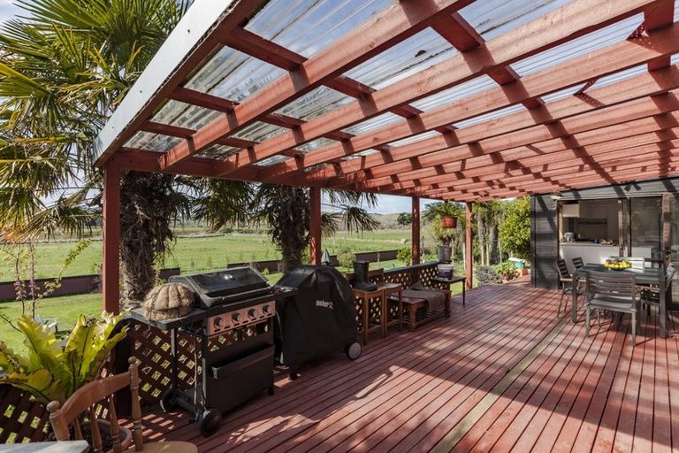 Photo of property in 20 Franklin Street, Porangahau, 4291