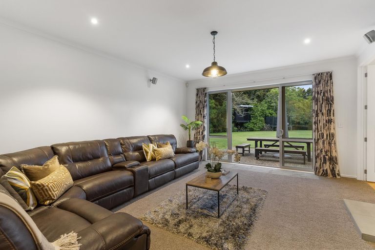 Photo of property in 300 Glenbrook Beach Road, Glenbrook, Waiuku, 2681