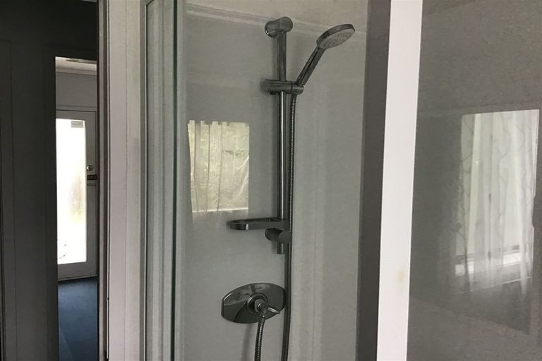 Photo of property in 5/126 Lynwood Road, New Lynn, Auckland, 0600