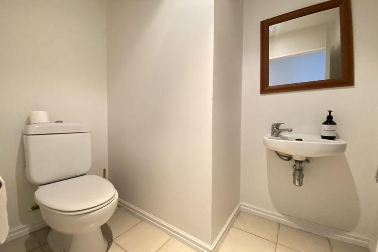 Photo of property in 221 Papamoa Beach Road, Papamoa Beach, Papamoa, 3118