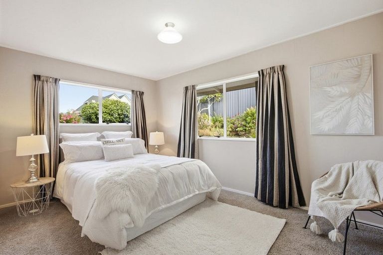 Photo of property in 72 Puketai Street, Andersons Bay, Dunedin, 9013