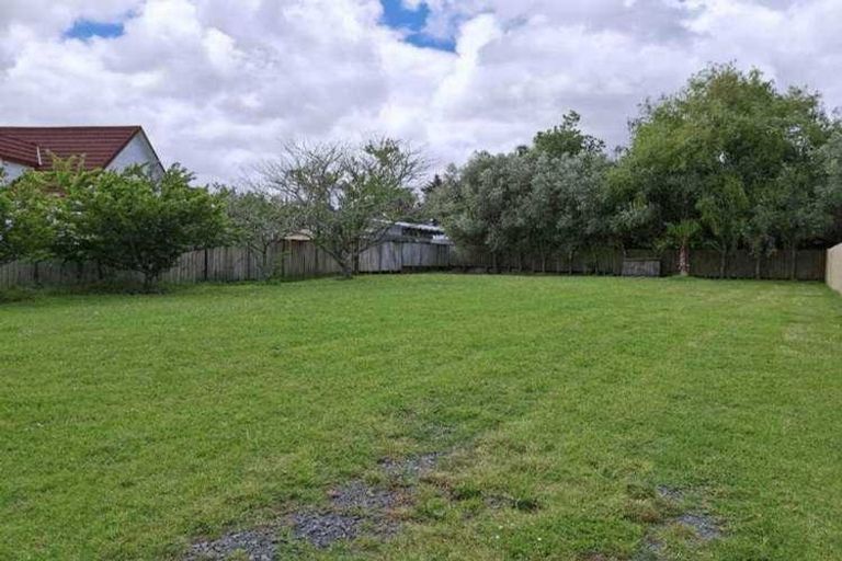 Photo of property in 3 Cambridge Road, Riverhead, 0820