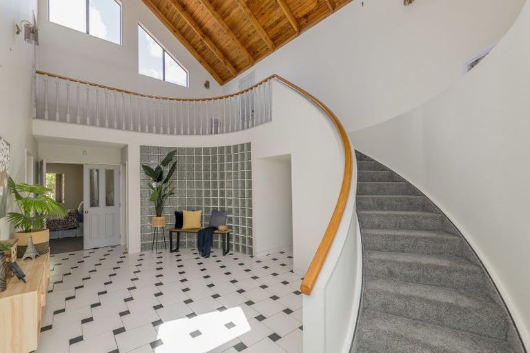 Photo of property in 17 Easton Way, Levin, 5510