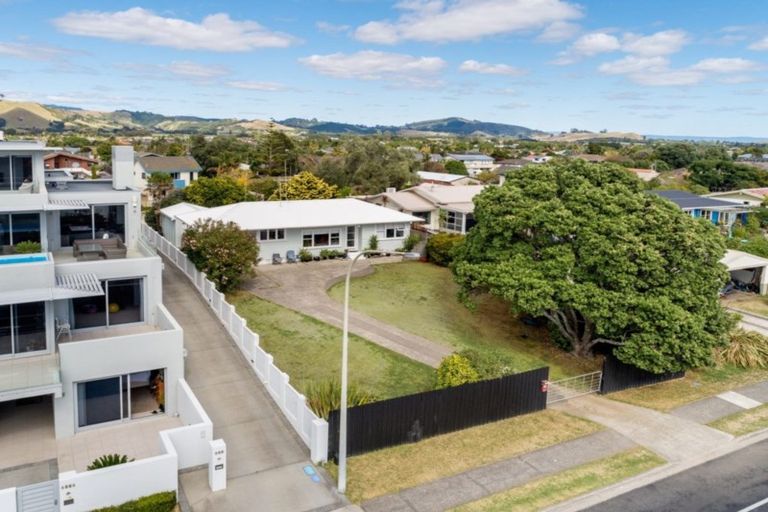 Photo of property in 686 Papamoa Beach Road, Papamoa Beach, Papamoa, 3118