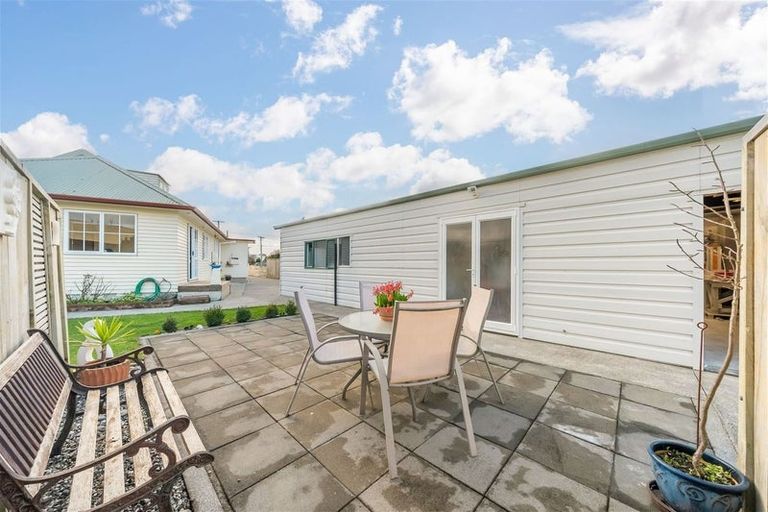 Photo of property in 33 Milton Street, Trentham, Upper Hutt, 5018