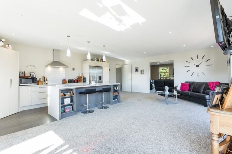 Photo of property in 18 Hagart-alexander Drive, Mosgiel, 9024