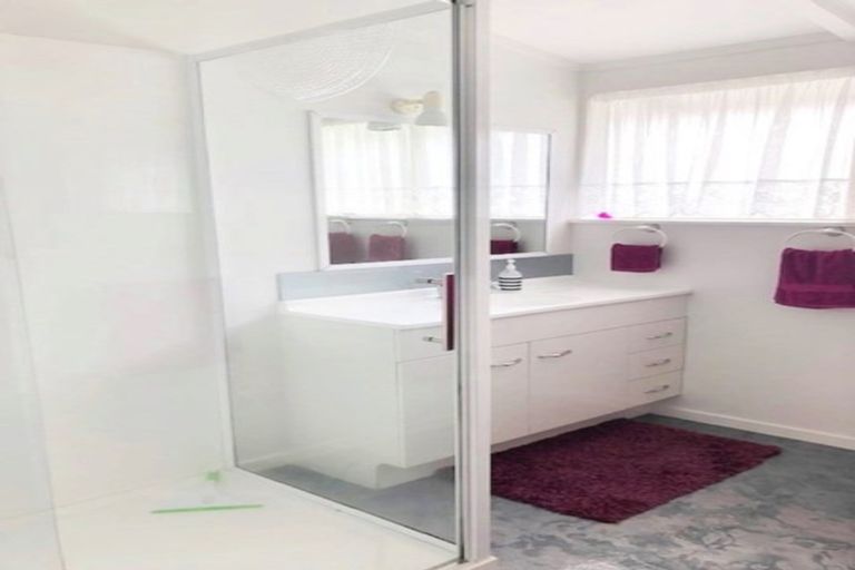 Photo of property in 125 Tiro Tiro Road, Levin, 5510