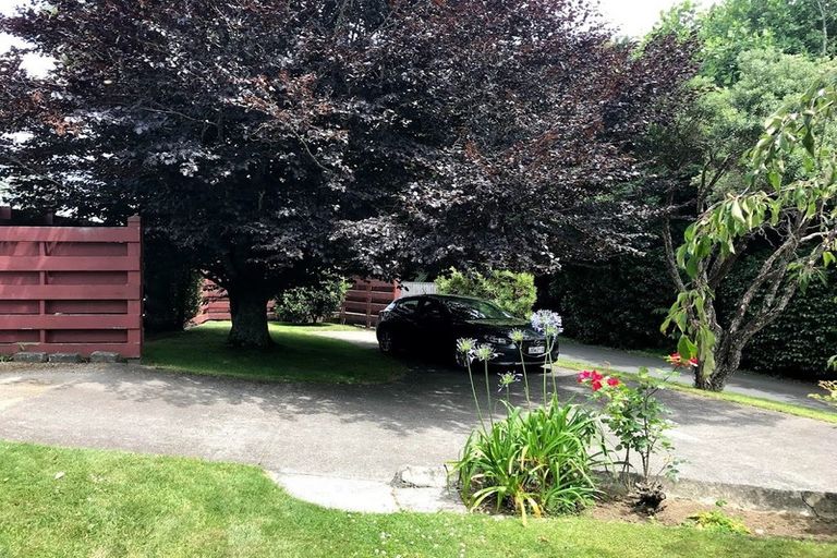 Photo of property in 402 South Road, Hawera, 4674