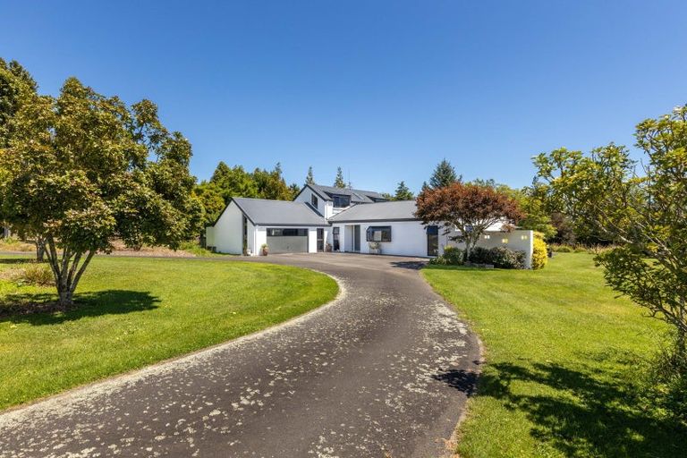 Photo of property in 1298 Egmont Road, Egmont Village, Inglewood, 4386