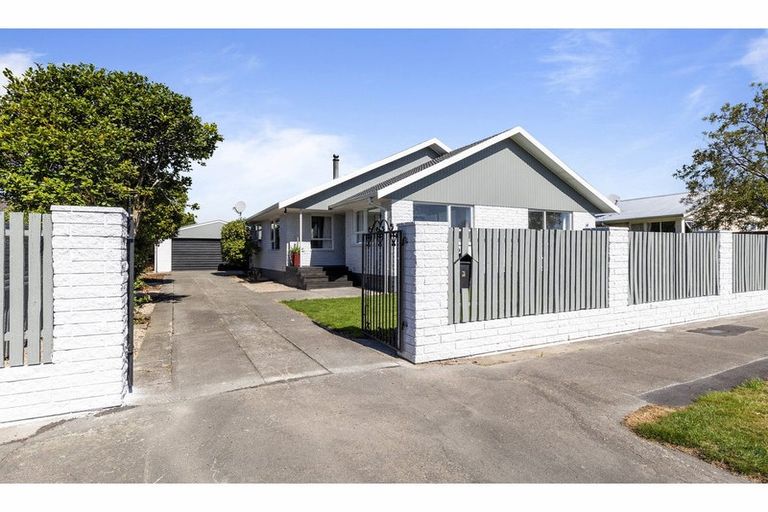 Photo of property in 3 Tralee Place, Bishopdale, Christchurch, 8053