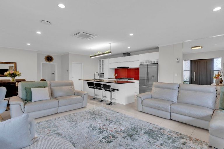 Photo of property in 9 Aquila Crescent, Rototuna North, Hamilton, 3210