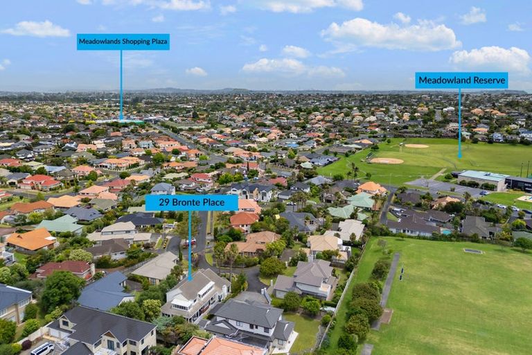 Photo of property in 29 Bronte Place, Somerville, Auckland, 2014