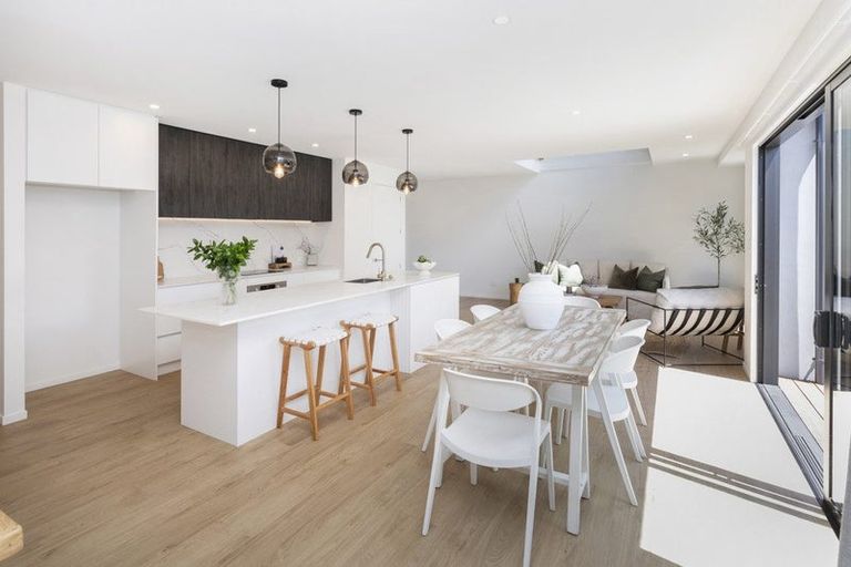 Photo of property in 87 Clare Road, St Albans, Christchurch, 8014