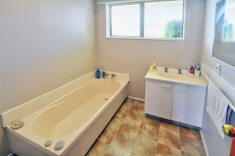 Photo of property in 20 Massey Place, Masterton, 5810