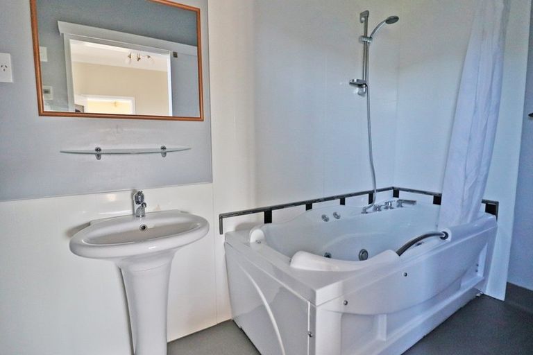 Photo of property in 15 Clyde Street, Mataura, 9712
