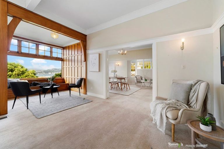 Photo of property in 9 Wadestown Road, Wadestown, Wellington, 6012