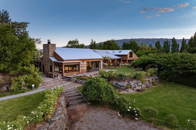 Photo of property in 46 Ballantyne Road, Wanaka, 9305