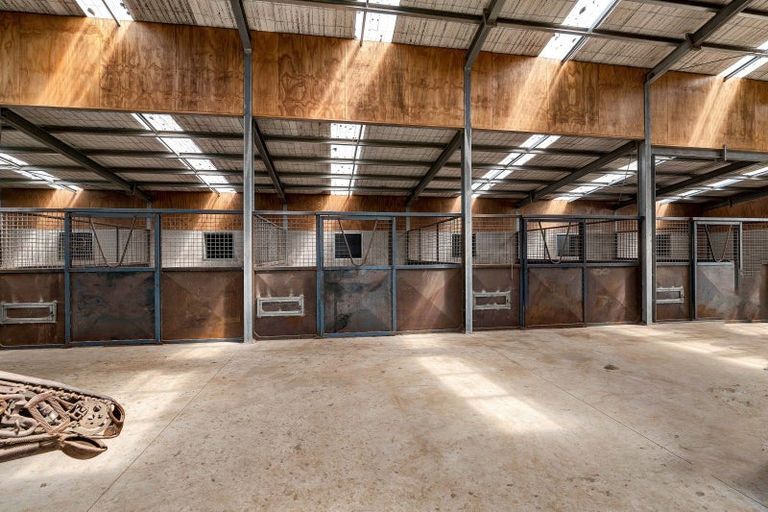 Photo of property in 312 Corbett Road, Paraite, New Plymouth, 4373