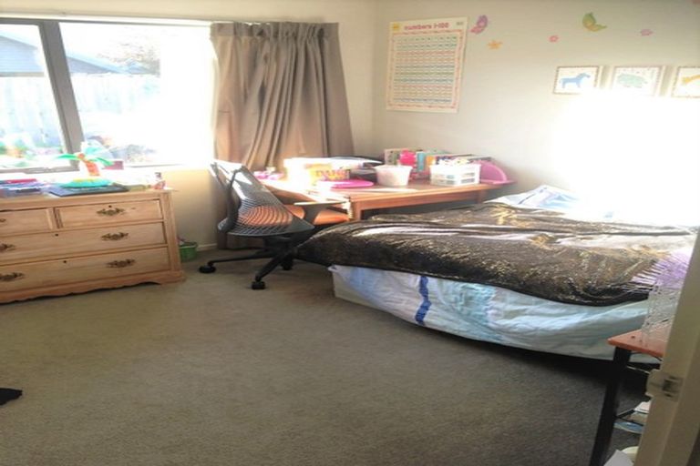 Photo of property in 16 Herries Lane, Lake Hayes, Queenstown, 9304