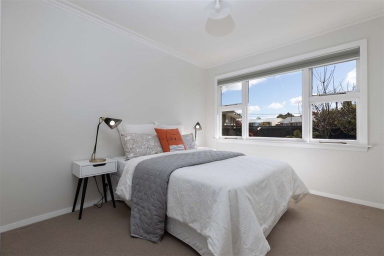 Photo of property in 76 Nortons Road, Avonhead, Christchurch, 8042