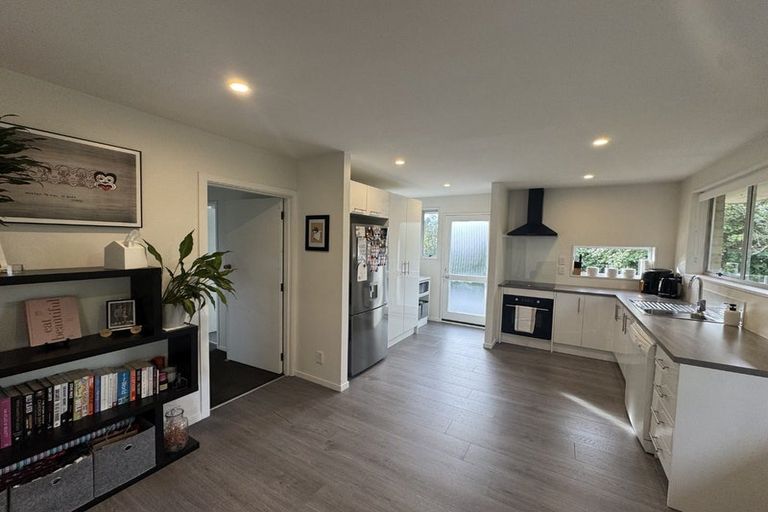 Photo of property in 1/96 Lake Terrace Road, Burwood, Christchurch, 8061