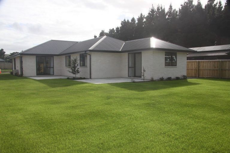 Photo of property in 69d Hilton Drive, Amberley, 7410