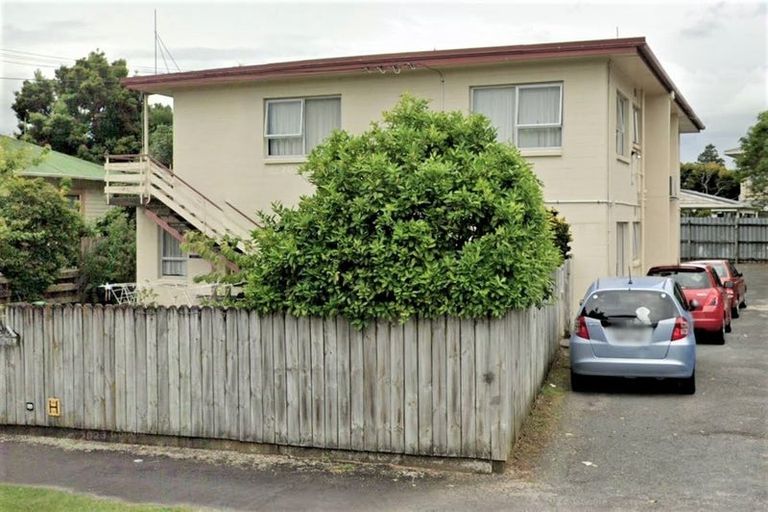 Photo of property in 16u2 Myrtle Street, Hamilton East, Hamilton, 3216