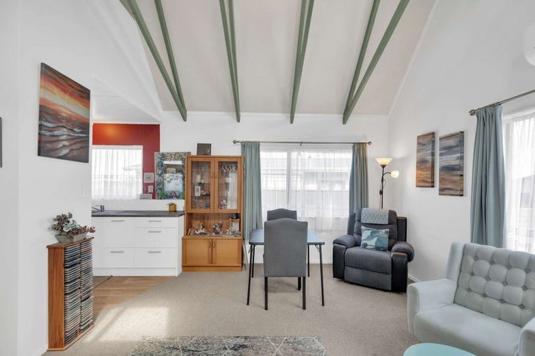 Photo of property in 23 Manuka Street, Castlecliff, Whanganui, 4501