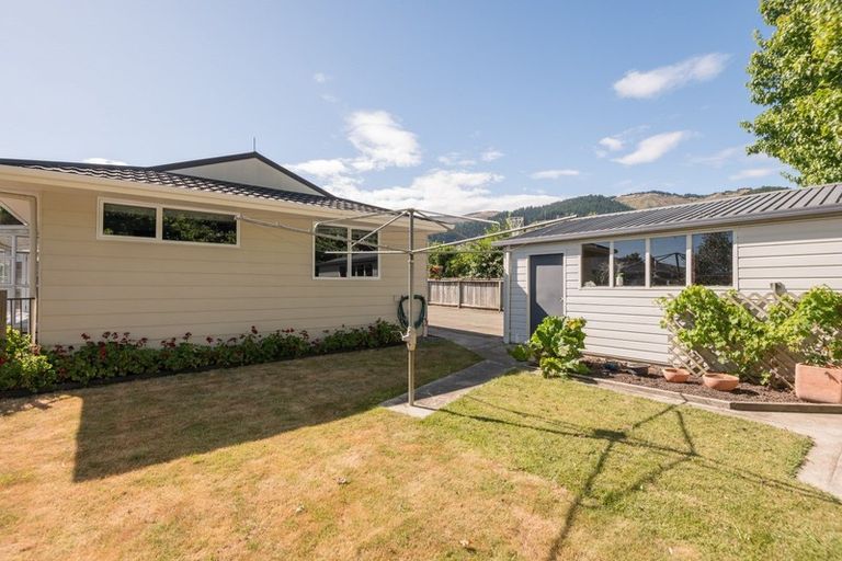 Photo of property in 28 Rochfort Drive, Richmond, 7020