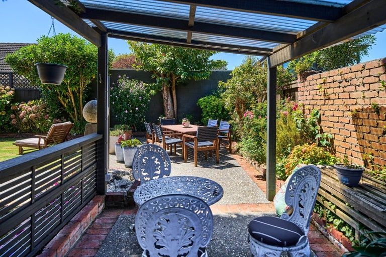 Photo of property in 70 Hautana Street, Woburn, Lower Hutt, 5010