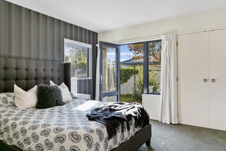 Photo of property in 2/7 Ngamotu Road, Taupo, 3330