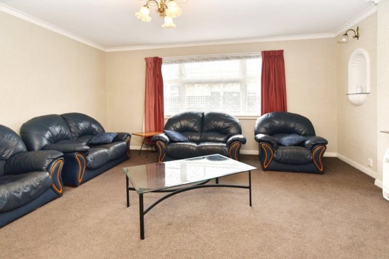 Photo of property in 327 Hills Road, Mairehau, Christchurch, 8013
