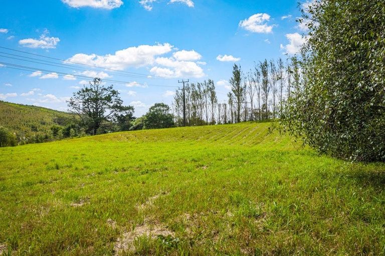 Photo of property in 1/105f Newman Road, Stillwater, Silverdale, 0993