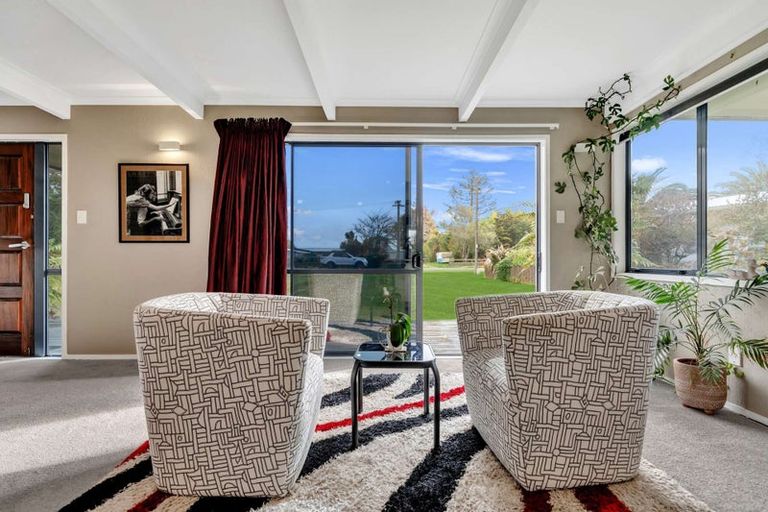 Photo of property in 4 Willow Avenue, Hannahs Bay, Rotorua, 3010