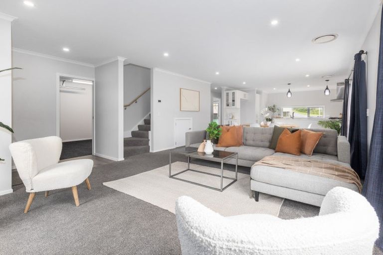 Photo of property in 60 Hokioi Drive, Kenepuru, Porirua, 5022