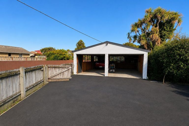 Photo of property in 12 Coughtrey Street, Saint Clair, Dunedin, 9012