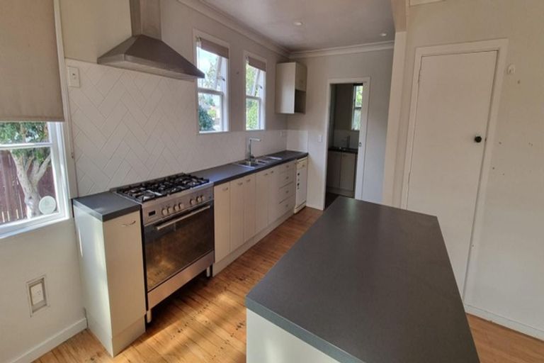 Photo of property in 2/12 Avis Avenue, Papatoetoe, Auckland, 2025