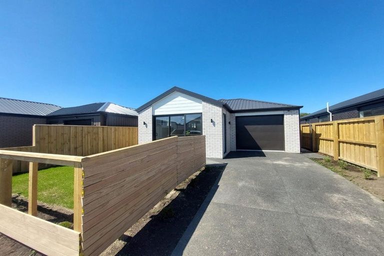 Photo of property in 3 Clontarf Lane, Belfast, Christchurch, 8051