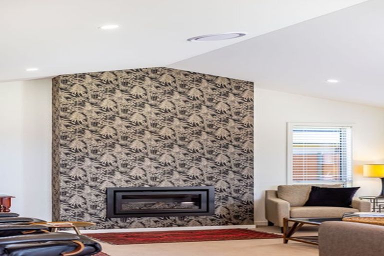 Photo of property in 25 Phoenix Palms Grove, Levin, 5510